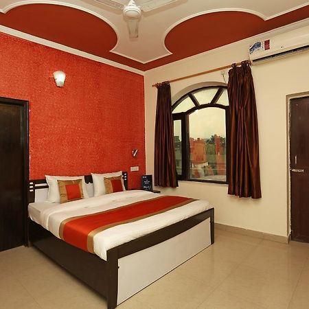 Oyo 9905 Hotel Doon Star Dehradun Extérieur photo